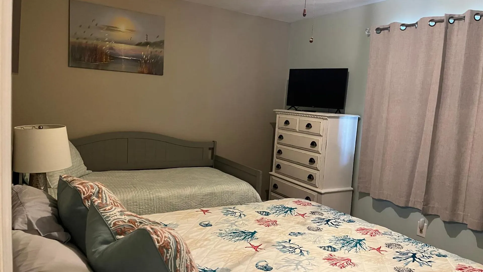 Holiday home Beach Access Close To Walmart, Bowling,Skating And Game Room Panama City Beach